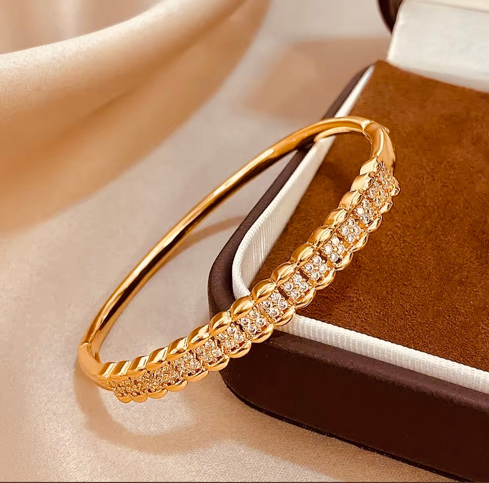 Optimum Elite Layered Gold Bracelet